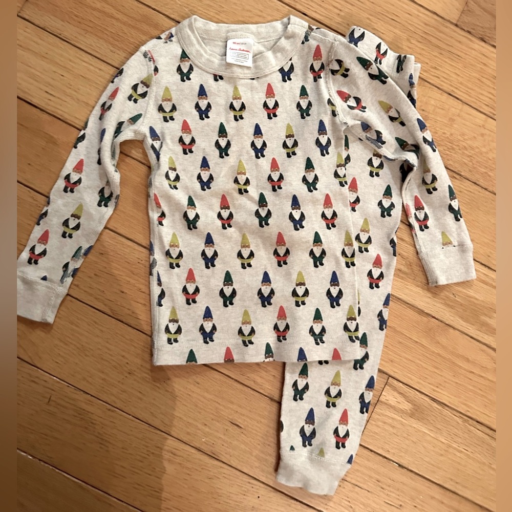 Hanna Andersson holiday gnome pajama 3T